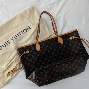 Louis Vuitton Neverfull MM Tote Bag